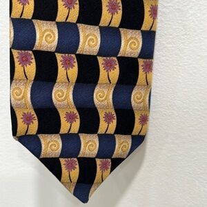 𝅺XMI Classic Designer Silk Tie, Handmade, Gold with Navy Blue
